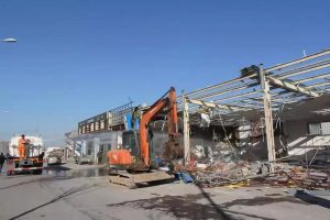 屋内珍宝毁于强拆，五万元赔偿合理吗？